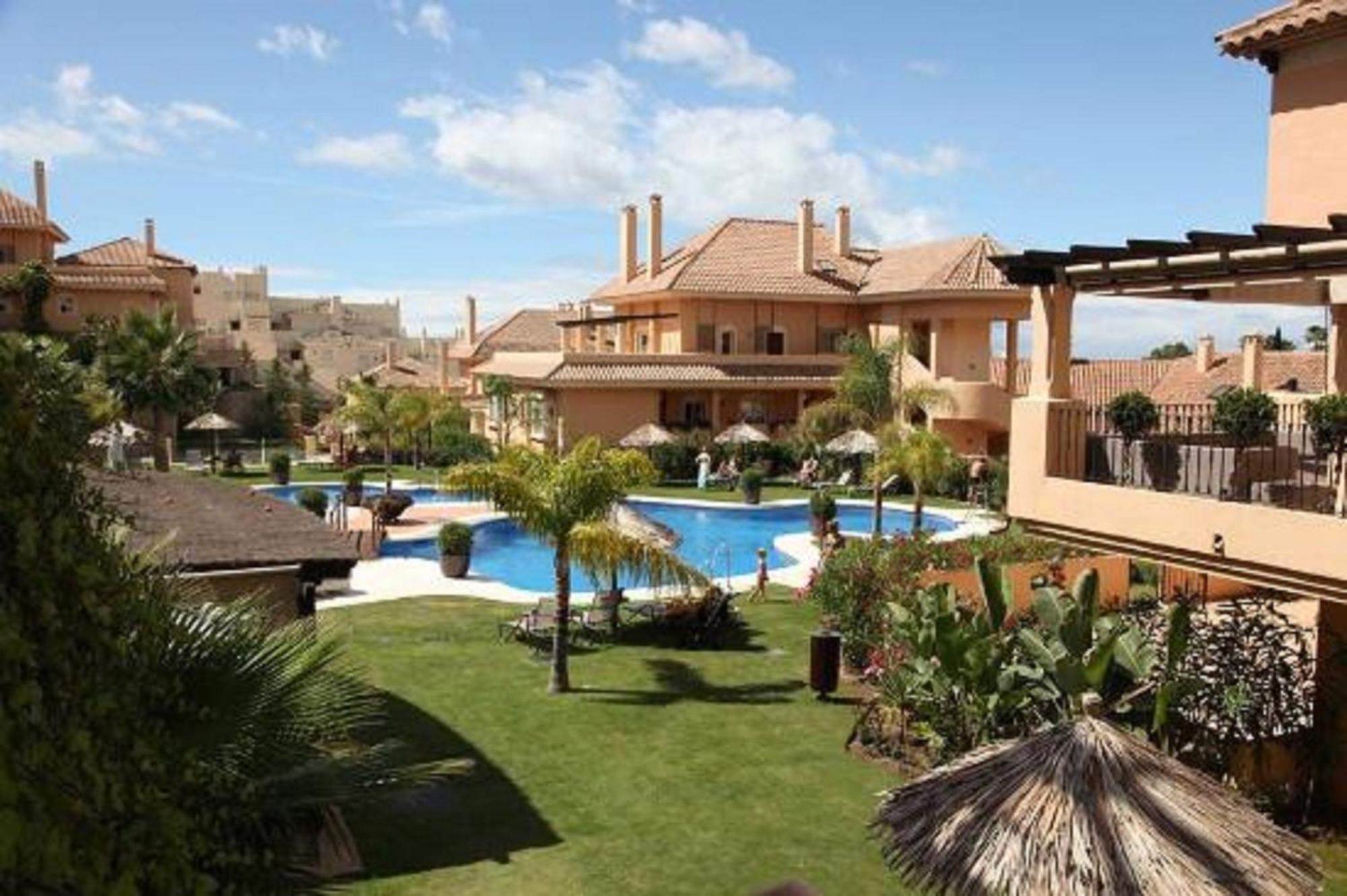 Aloha Hill Club Lluxury 5 Star Golf Resort Near Puerto Banus And Marbella Exterior foto