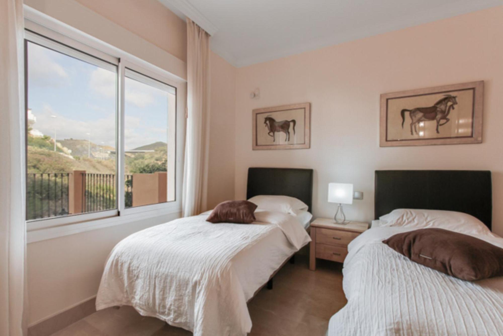 Aloha Hill Club Lluxury 5 Star Golf Resort Near Puerto Banus And Marbella Exterior foto