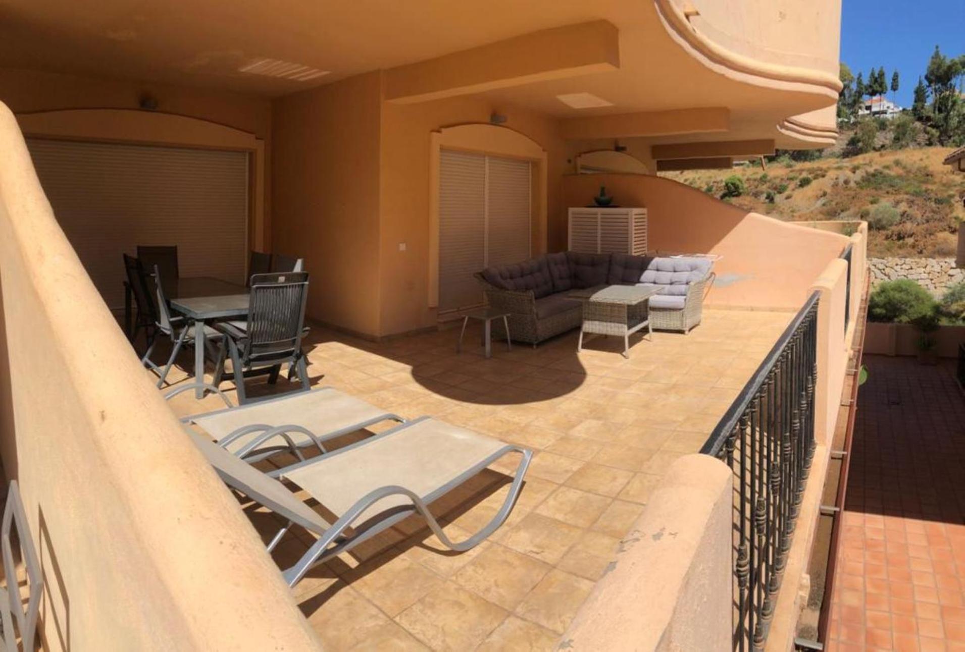Aloha Hill Club Lluxury 5 Star Golf Resort Near Puerto Banus And Marbella Exterior foto